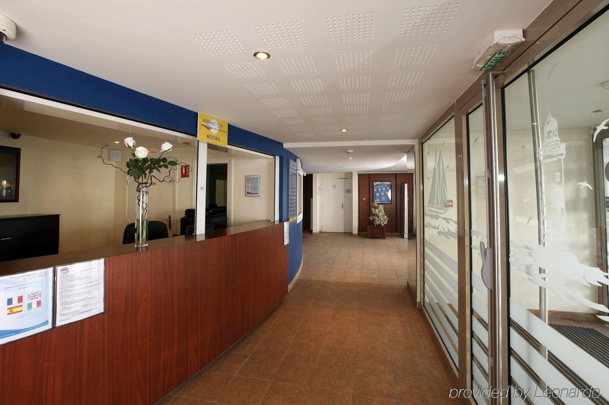 Appart'City Pontoise Cergy-Le-Haut Interior photo